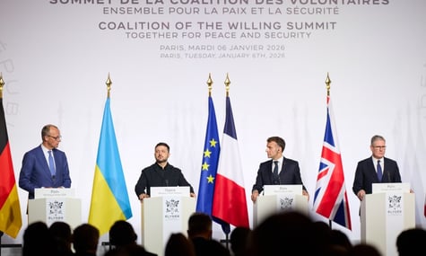 Если рф нарушит прекращение огня, США готовы реагировать только через трое суток. В течение первых суток Украина будет одна — FT