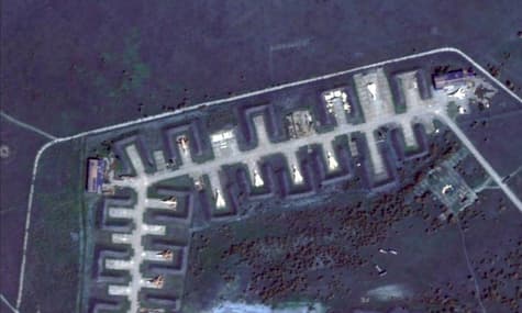 Первые спутниковые снимки аэродрома в Крыму, взрывы в Мелитополе и успехи ВСУ на юге: главное за ночь на 11 августа