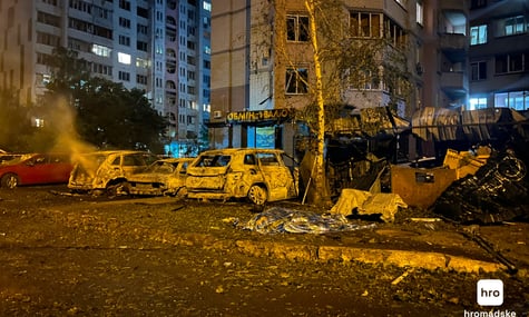 «Ці засоби потрібні не десь на складах для можливих сценаріїв». Під час російської атаки збили лише одну балістичну ракету — Зеленський