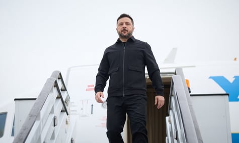 Зеленський хотів дати Трампу свій iPad із ситуацією на полі бою, але той не приїхав на конференцію в Мюнхені — журналіст FT