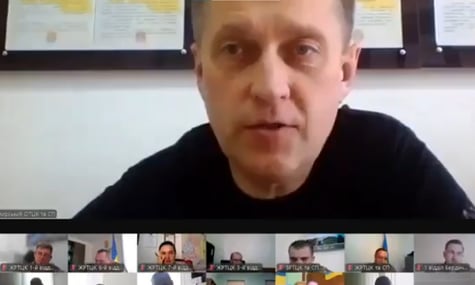 У ТЦК Житомирщини пояснили злите відео наради з порадами щодо мобілізаційних заходів. Кажуть, це хакерська атака