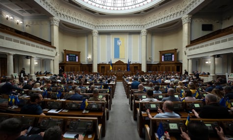 Народних депутатів не перевіряють у СБУ для надання доступу до держтаємниці: Закон не передбачає