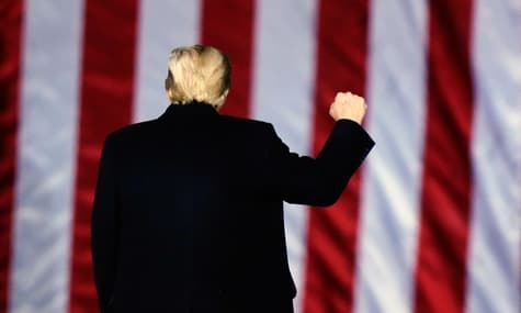 Опрос: 56% американцев хотят, чтобы Трампу запретили занимать госдолжности после штурма Капитолия