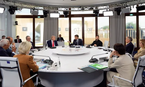 G7 leaders to consider granting Ukraine licences to manufacture weapons, promise to assist with air defence