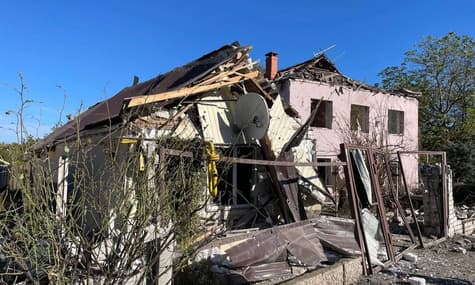 россияне совершили атаку на частный сектор в Днепровском районе — есть погибшая и раненые