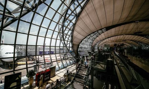 Аеропорти Америки просять змінити емоджі літака у Twitter. Їм здається, що літак падає