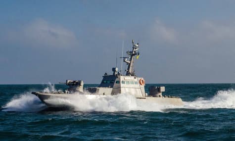 Можливі провокації з українським катером і стрілянина в Харкові: головне за ніч 26 травня