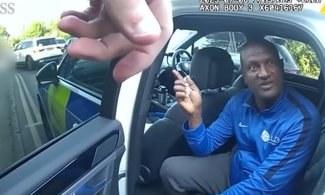 У Великій Британії помилково відпущений на волю засуджений чотири рази намагався повернутися до в’язниці — Sky News