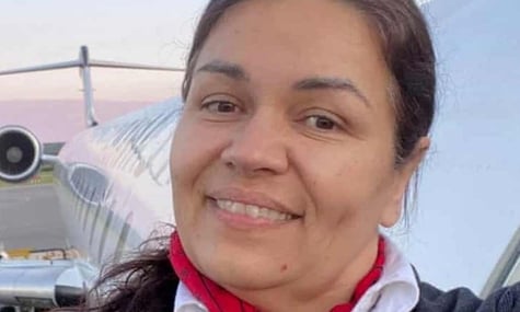 «Справжнє диво». Канадська стюардеса вижила після того, як її викинуло з літака на понад 100 м під час зіткнення в аеропорту Нью-Йорка