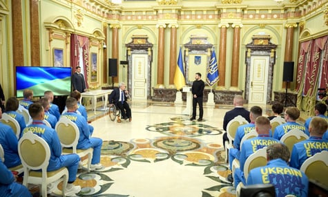 Зеленський нагородив паралімпійців та їхніх тренерів державними нагородами