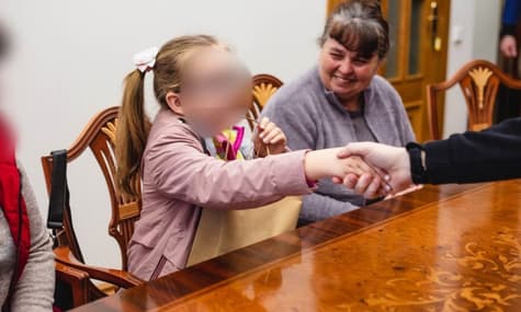 Україна повернула ще двох дітей. Про це просила жінка, яка перебувала в російському полоні