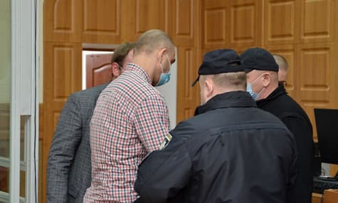 Суд взял под стражу мужчину, который стрелял по детям в Тернополе
