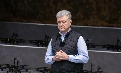 У «ЄС» заявили, що Порошенка знову не випустили за кордон. Цього разу — до Іспанії та Італії