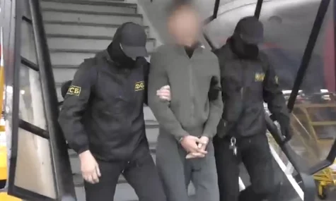 Кадр з відео затримання японського журналіста