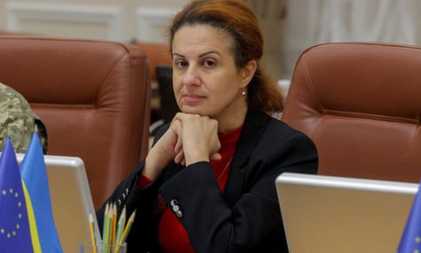 Рада викликала главу Мінвету Калмикову після заяв про нібито бронювання для ведучого «Ісландії» від держустанови