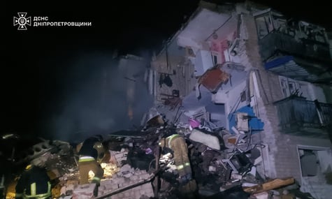 Два человека погибли из-за российского удара по дому в Днепропетровской области