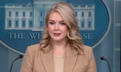 Білий дім називає законним повторний удар по вцілілих у «наркочовні». Замість Гегсета наказ приписують адміралові