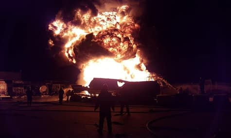 У Деснянському районі Києва сталася пожежа в автоцистернах з нафтопродуктами