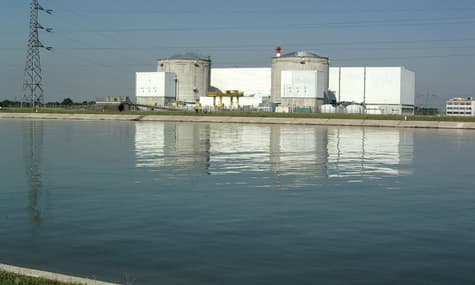 Франція остаточно закриє свою найстарішу атомну електростанцію (спойлер: триватиме це до 2040 року)