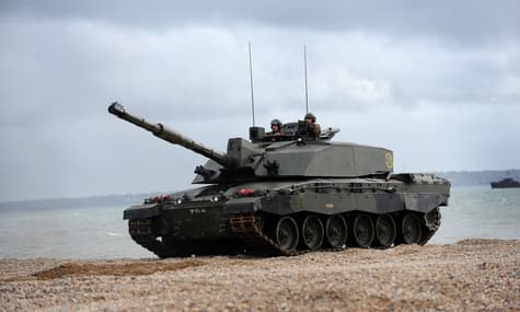 Challenger 2 tanks in Ukraine, OCU organization in Pochayiv Lavra: highlights of the day