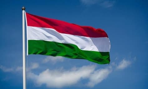 Угорщина продовжує блокувати нафтове ембарго рф, посли ЄС поки не змогли домовитися — Bloomberg