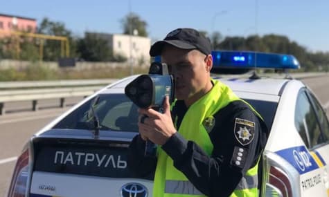 Відсьогодні водіїв штрафуватимуть за перевищення швидкості — поліція