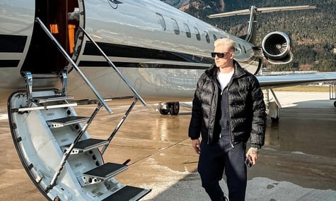 Блогер Слобоженко, якого підозрюють у несплаті податків, заявив, що «не розбирався» в цьому. Він обіцяє погасити борг