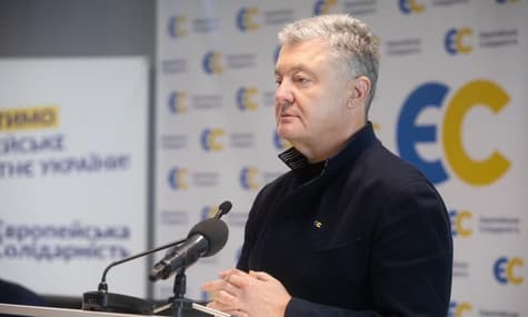 «Зомбирование, которое не имеет ничего общего с журналистикой»: Порошенко впервые прокомментировал «пленки Медведчука»