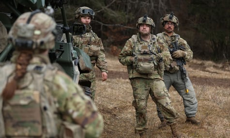 США радять своїм солдатам у Німеччині звертатися по їжу до благодійних організацій: усе через шатдаун —  медіа