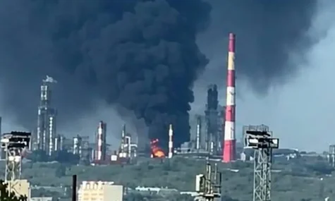 Сизранський НПЗ у росії зупинив роботу після атаки дронів. Він може стояти ще місяць — Reuters