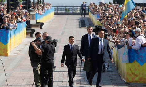 Вілла в Італії і квартира у Великій Британії — Зеленський показав декларацію