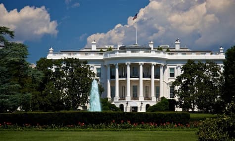 У Трампа порадили Росії вийти з Криму і Донбасу та не втручатися в американські вибори