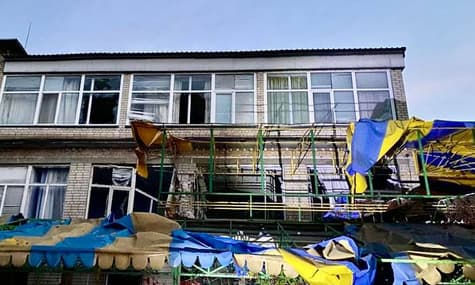 Оккупанты обстреляли Никополь тяжелой артиллерией: часть города осталась без света