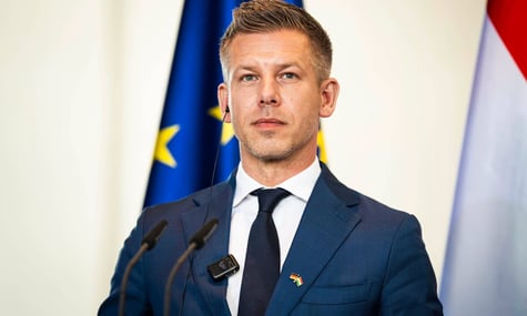Мадяр підписав документ, який визначає росію загрозою для Угорщини та угорців Закарпаття