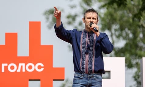 Певец Святослав Вакарчук объявил, что идет в политику и представил свою партию