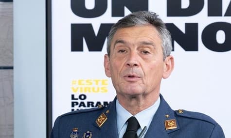 В Іспанії глава Генштабу та його підлеглі зробили щеплення від COVID-19 без черги. Посадовець пішов у відставку