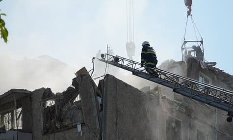 Ракетный удар по Николаеву: количество погибших возросло до 4, спасательные работы продолжаются