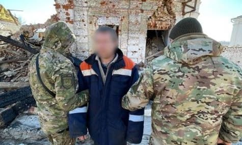Поліцейські затримали російського солдата, який пів року переховувався в покинутих будівлях на Харківщині