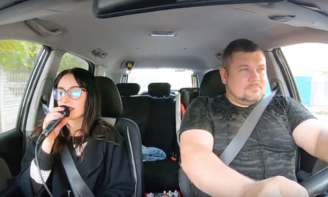 Donbas Cabbie Drives Ukraine’s Aspiring Singers to Online Success