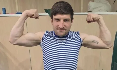 «Щоб віддячити Донбасу за підтримку шахтарів». На війні в Україні помер перший британець, що воював за росію