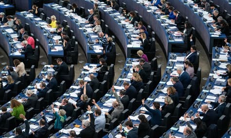 «Громадське.Світ»: Вибори Європарламенту, Майбутнє сусідів ЄС та українське втручання у вибори в США