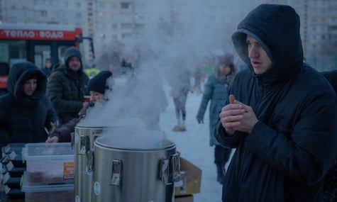 «Треба з'їжджатися зі всіма, щоб більше тепла "надмухати"». Як виживають жителі Харкова, де оголосили надзвичайну ситуацію