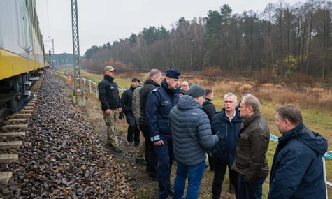 «Це були, у поганому сенсі, професіонали». У Польщі вважають, що диверсанти планували «велику залізничну катастрофу»
