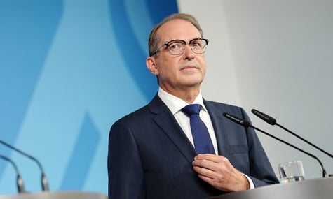 Мобільні групи, «кіберщит» та ШІ. Після інциденту з дроном біля українського літака Німеччина розробила план захисту від атак — BILD