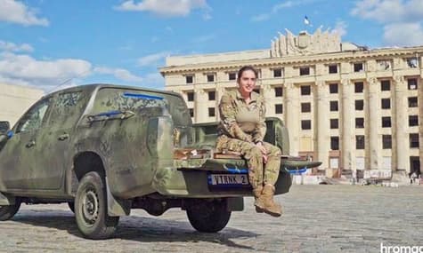 “A tank was chasing us, and we were trying to get away.” How paramedics evacuate wounded soldiers