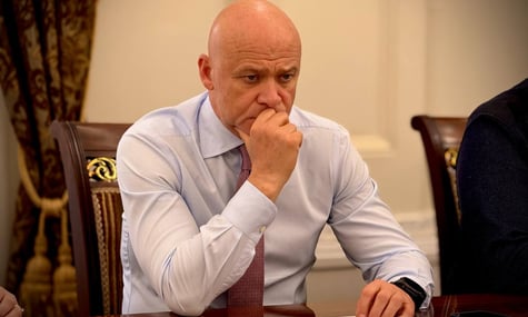 СБУ підтвердила, що Труханову припинили громадянство. Кажуть, що в нього дійсний закордонний паспорт рф