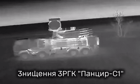 ГУР МО показало роботу дрона «Бобер»: Гризе російські системи ППО, мов барбарис
