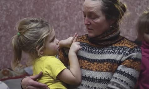 How To Raise 14 Children On The Frontline: A Portrait From The War