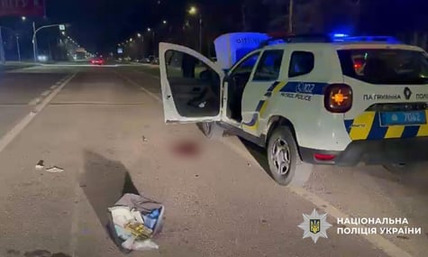 В Одесі чоловік відкрив вогонь по патрульних під час перевірки документів. Двоє поліціянтів поранені