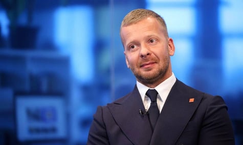 Проти латвійського депутата, який під час засідання кричав, що російськомовних — більше, порушили справу